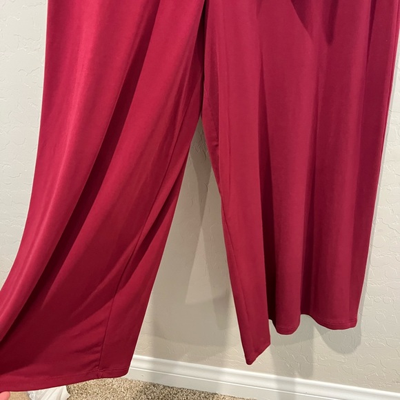 Romper - Picture 2 of 4